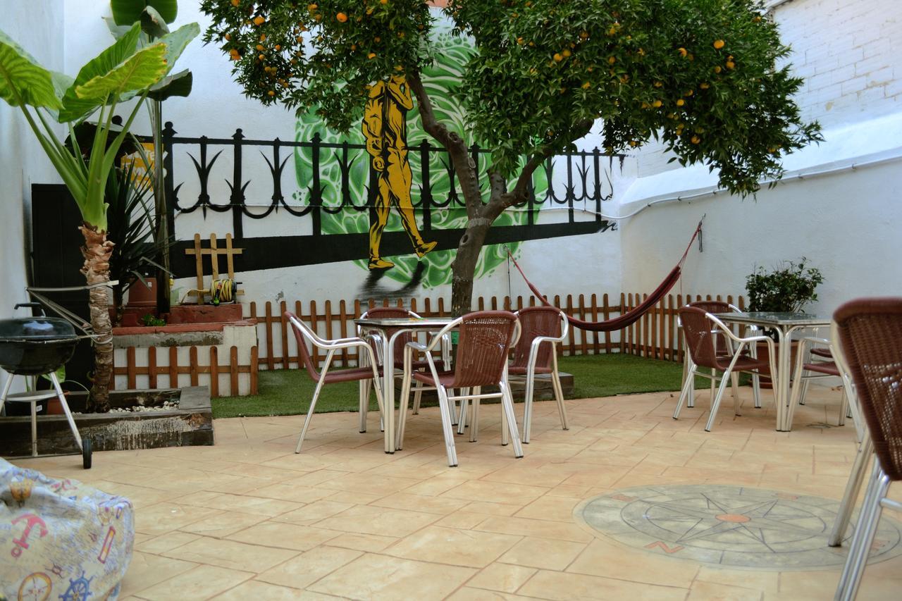 Albergue Tarragona Hostel *